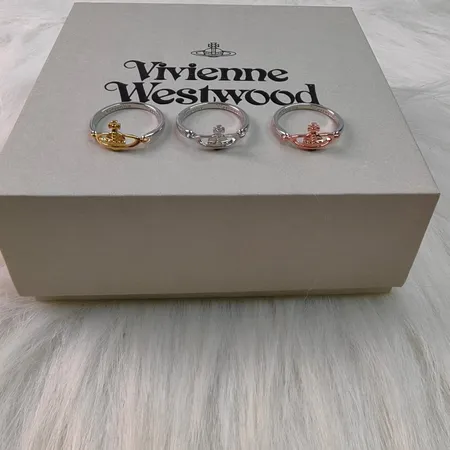 ヴィヴィアン・ウエストウッド 指輪