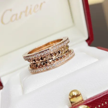 ヴァン クリーフ＆アーペル 指輪