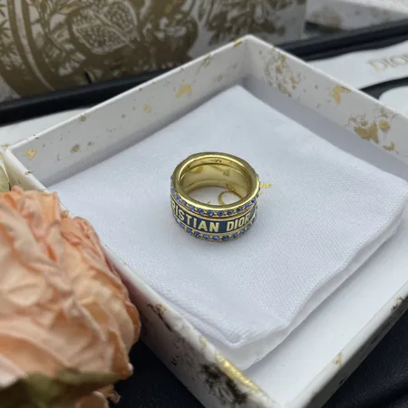 ディオール 指輪