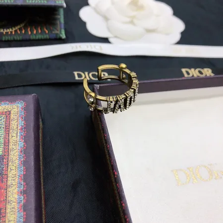 ディオール 指輪