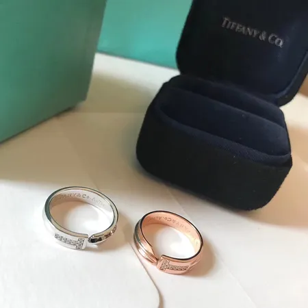 ティファニー 指輪