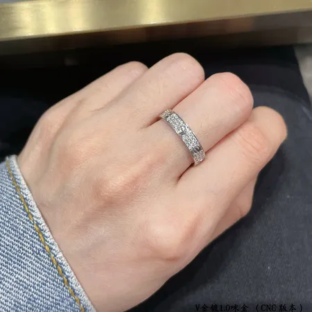 カルティエ 指輪