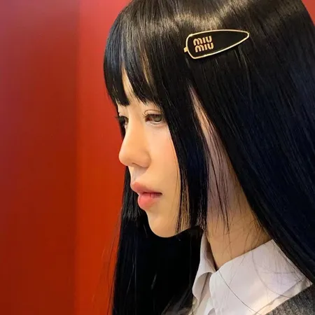 ミュウミュウ ヘアアクセサリー