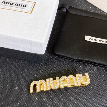 ミュウミュウ ヘアアクセサリー