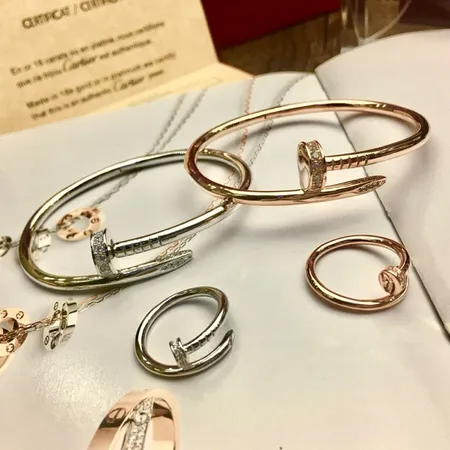 カルティエ 指輪