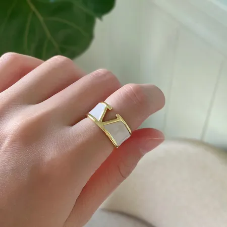 ヴァレンティノ 指輪