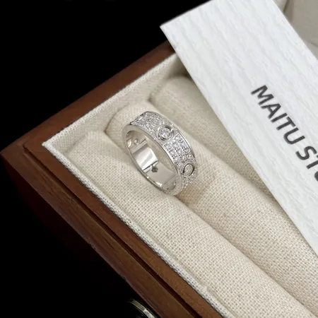 カルティエ 指輪