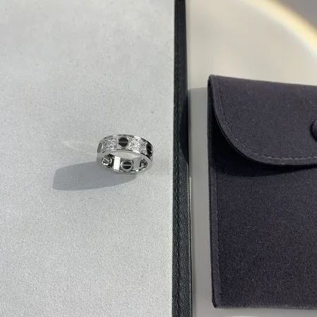 カルティエ 指輪