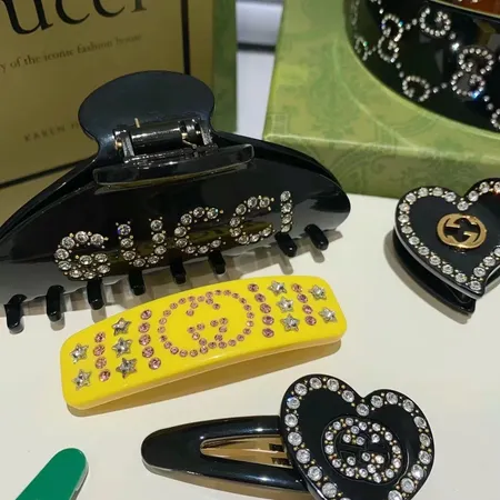 ルイヴィトン ヘアアクセサリー