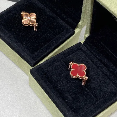 ヴァン クリーフ＆アーペル 指輪