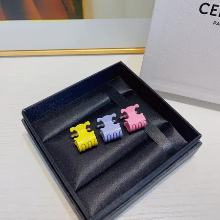 セリーヌ ヘアアクセサリー