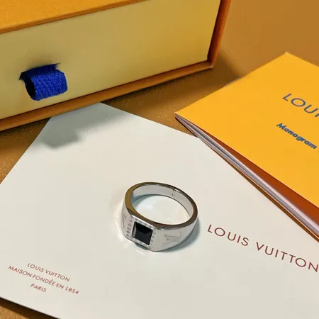 ルイヴィトン 指輪