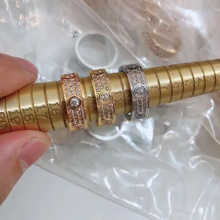 カルティエ 指輪