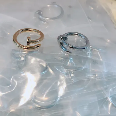 カルティエ 指輪