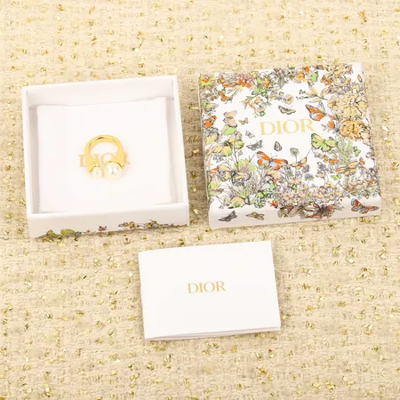 ディオール 指輪