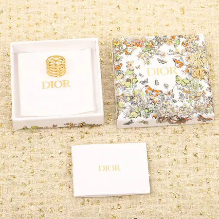 ディオール 指輪