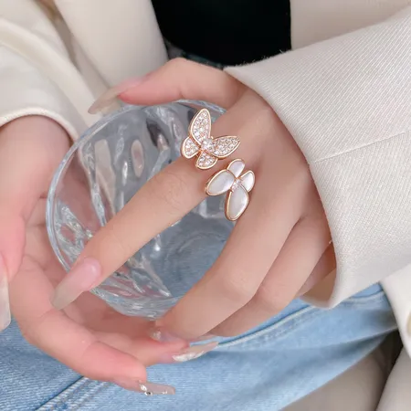 ヴァン クリーフ＆アーペル 指輪