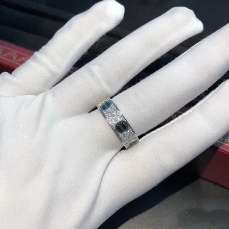 カルティエ 指輪