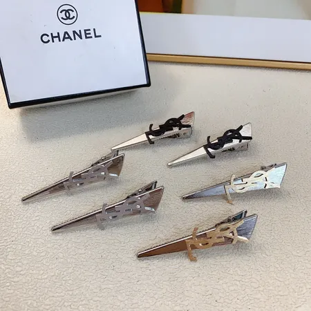 セリーヌ ヘアアクセサリー