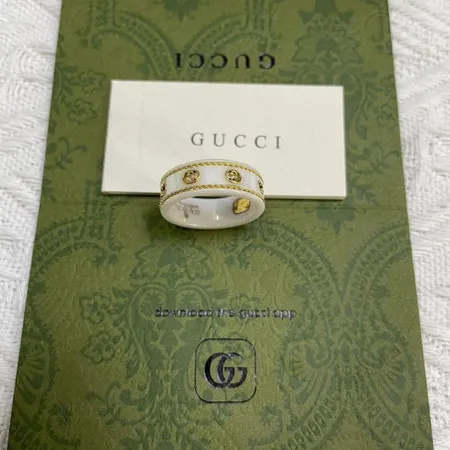 グッチ 指輪