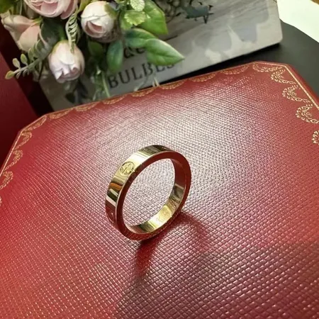 カルティエ 指輪