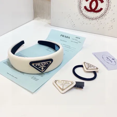 プラダ ヘアアクセサリー