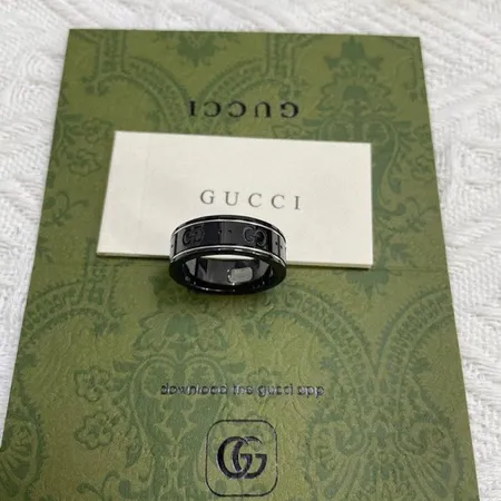 グッチ 指輪