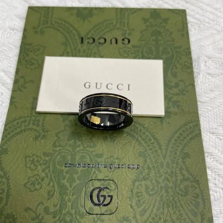 グッチ 指輪