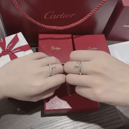 カルティエ 指輪