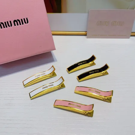 ミュウミュウ ヘアアクセサリー