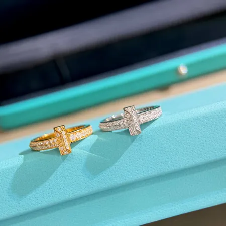 ティファニー 指輪