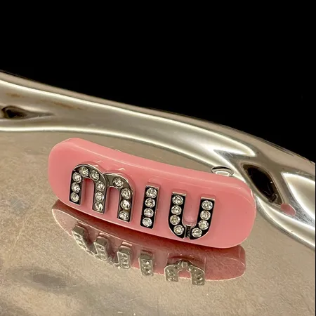 ミュウミュウ ヘアアクセサリー