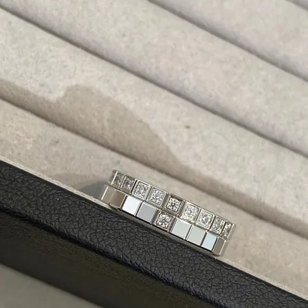 ショパール 指輪