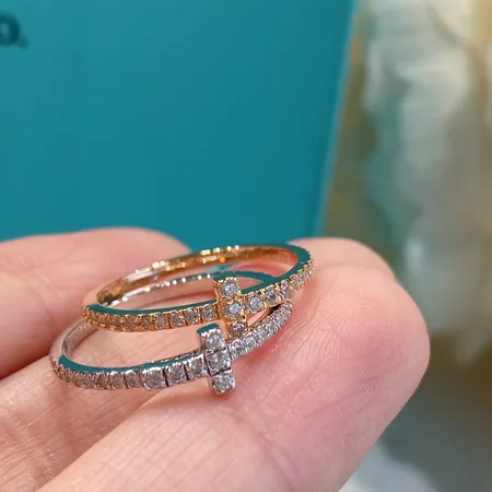 ティファニー 指輪