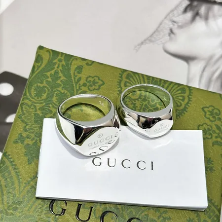 グッチ 指輪
