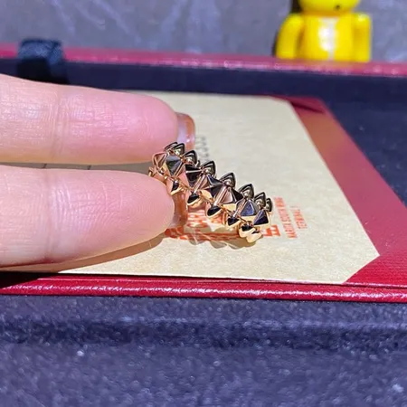 カルティエ 指輪