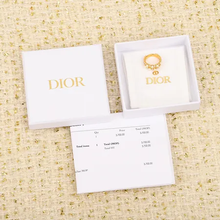 ディオール 指輪