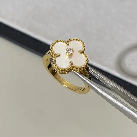 ヴィヴィアン・ウエストウッド 指輪