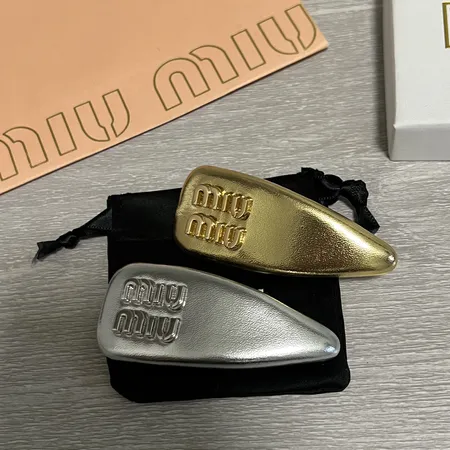 ミュウミュウ ヘアアクセサリー