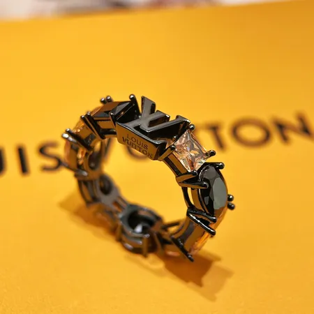 ルイヴィトン 指輪