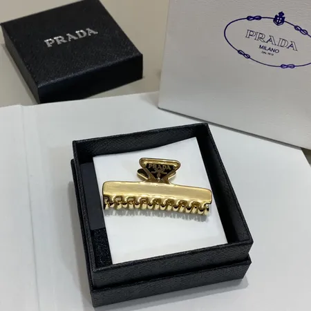 イブサンローラン ヘアアクセサリー