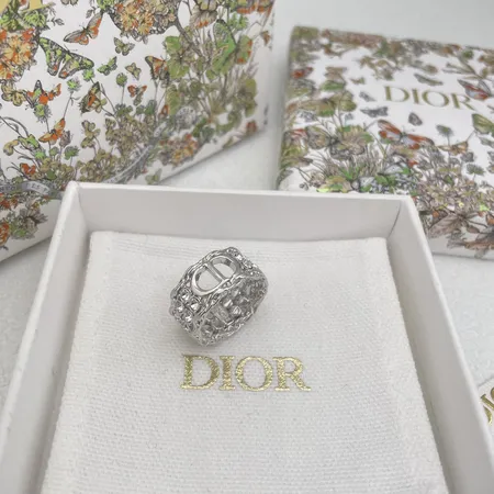 ディオール 指輪