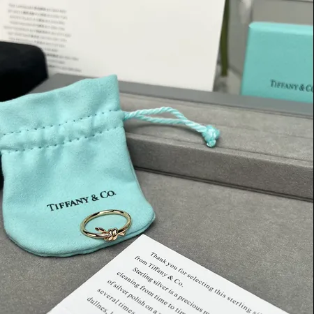 ティファニー 指輪