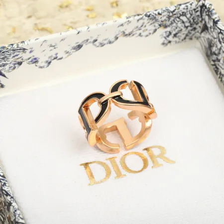 ディオール 指輪