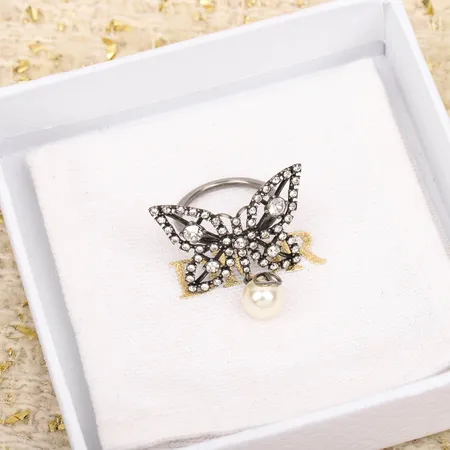 ディオール 指輪