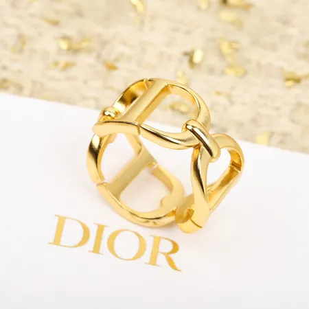 ディオール 指輪
