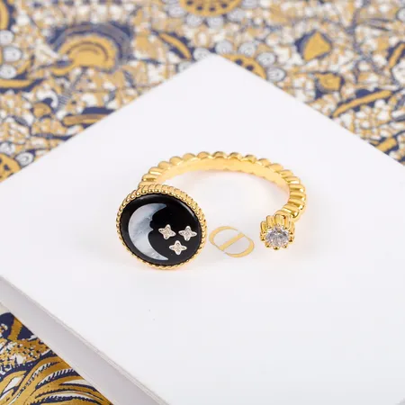 ディオール 指輪