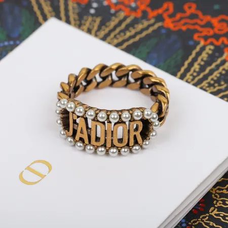 ディオール 指輪