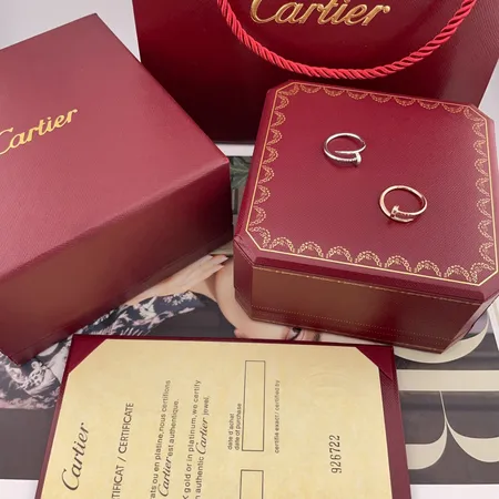 カルティエ 指輪