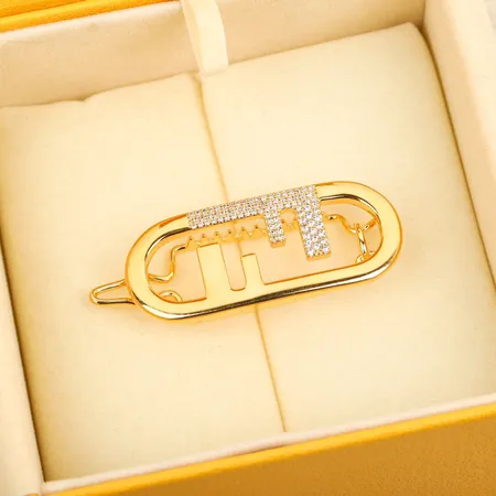 フェンディ ヘアアクセサリー